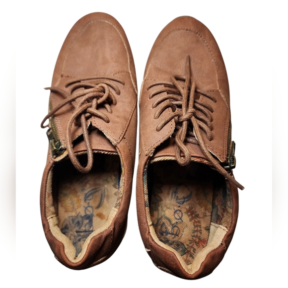 B.O.C Womens Khloe Rust Faux Nubuck Suede Leather, Velvet Lined Sneaker Size 8M - Picture 8 of 13